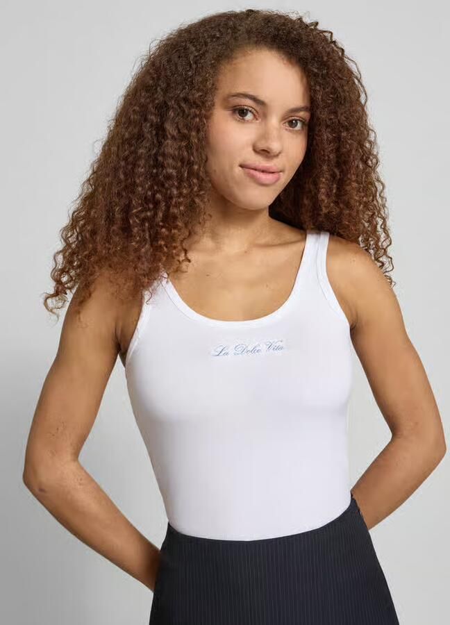 REVIEW Tanktop met ronde hals en borduursel