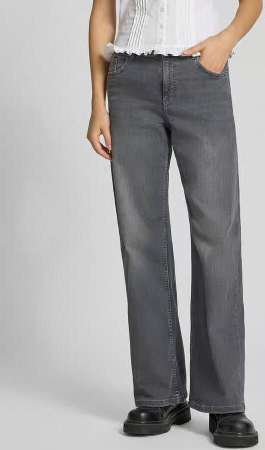 REVIEW Wide-leg jeans met stretch en middelhoge band - Foto 3