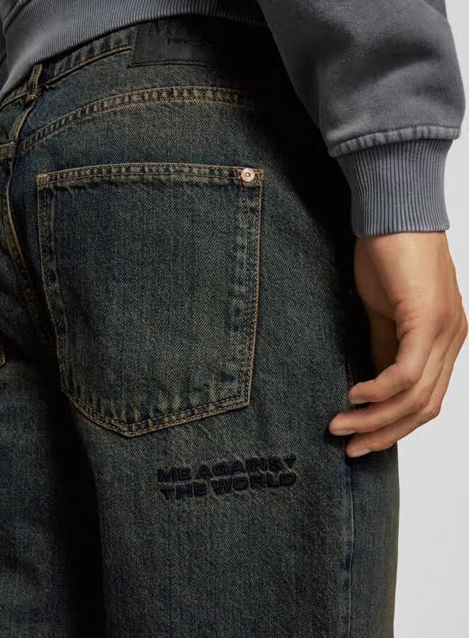 Review X MATW Straight leg jeans met siernaden model 'DIRT' MATW X Review