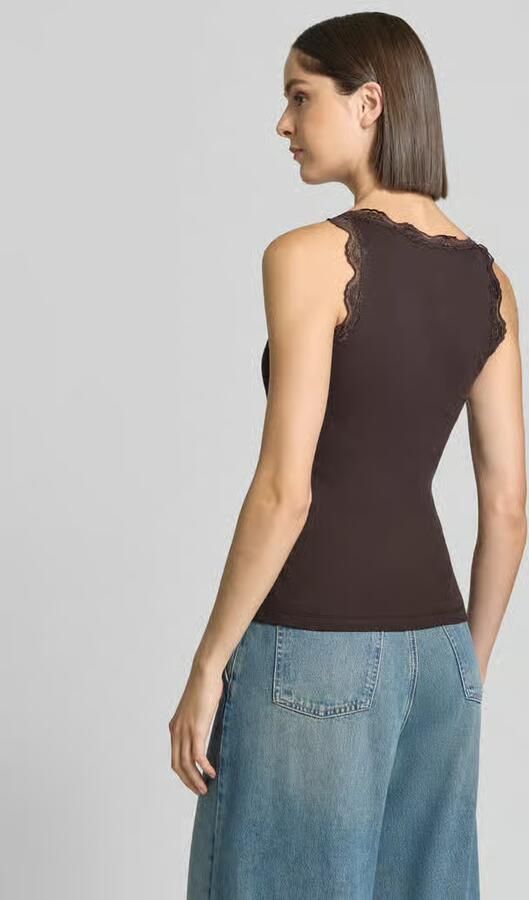 Rich & Royal Slim fit top van puur katoen met kant