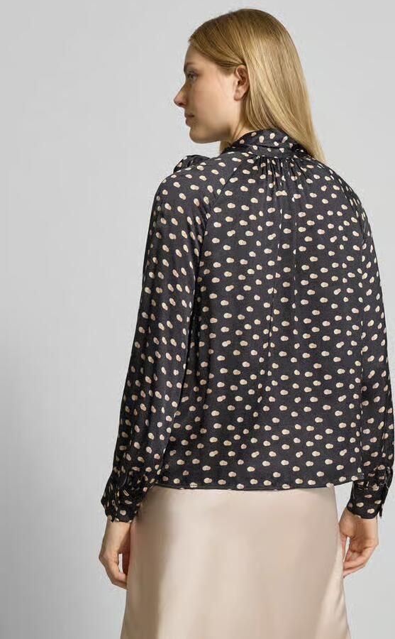 RINASCIMENTO Blouse met strikdetail