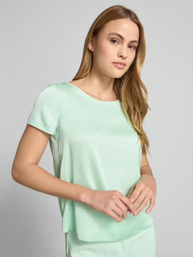 RINASCIMENTO Blouseshirt met ronde hals en afgeronde zoom