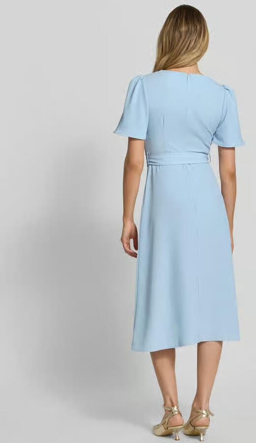 RINASCIMENTO cocktailjurk met riem en ronde hals