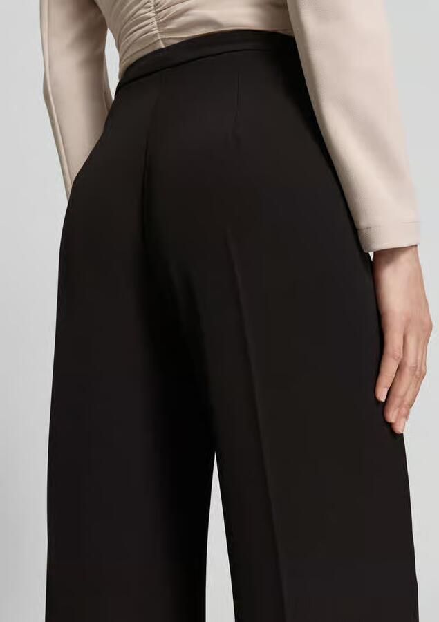 RINASCIMENTO Stoffen broek met persplooi