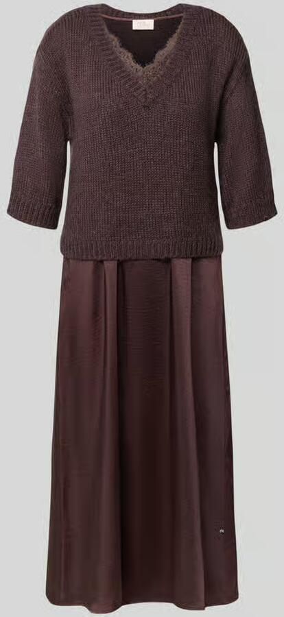 ROBE LÉGÈRE Flatteus vrijetijdsjurk met kant