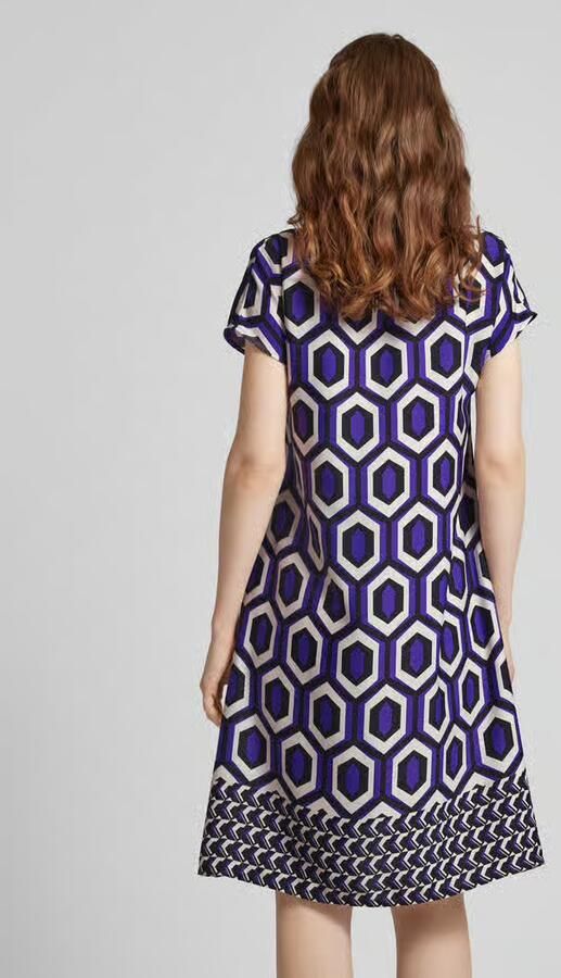 ROBE LÉGÈRE Knielange jurk met grafisch motief