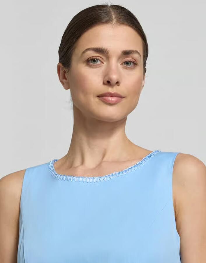 ROBE LÉGÈRE Midi-jurk met Ronde hals