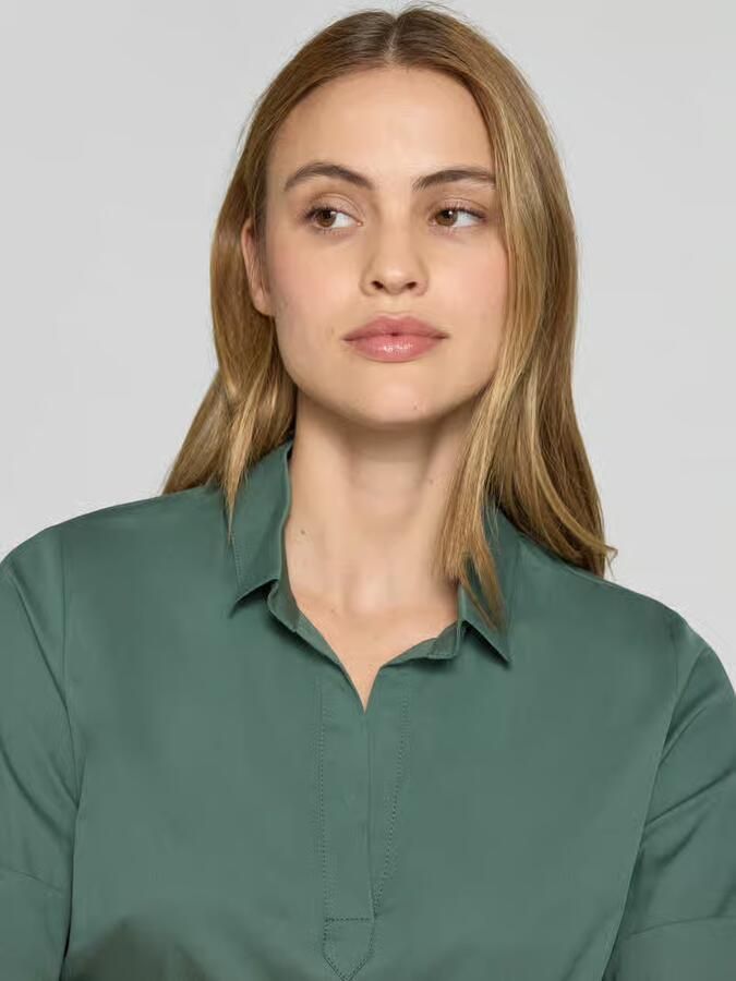 ROBE LÉGÈRE Overhemdjurk met V-hals