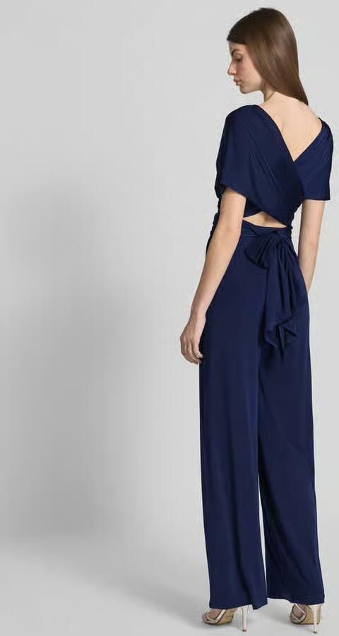 Rose Avenue Jumpsuit met V-hals en vetersluiting aan de achterkant
