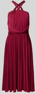 Rose Avenue Knie-lange cocktailjurk met diepe V-hals