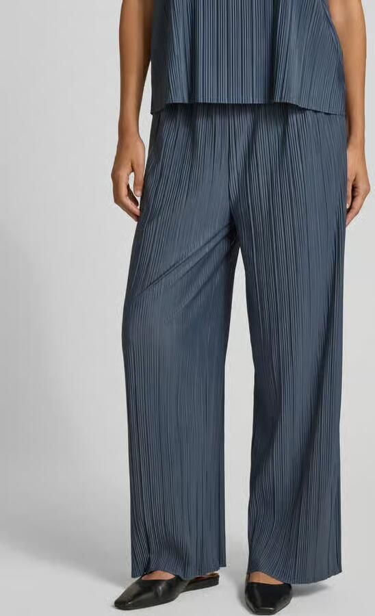 Samsøe wide fit stoffen broek in plissé-look model 'Uma' - Foto 3