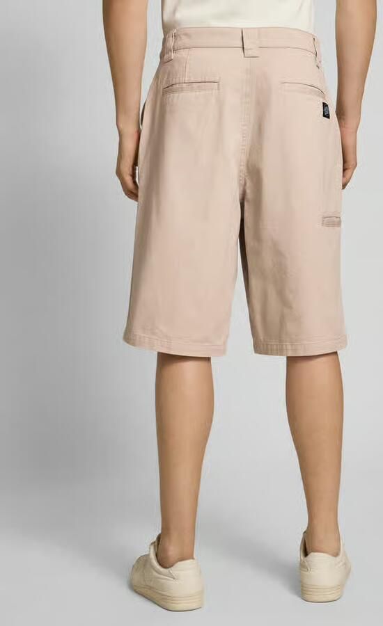 Santa Cruz Loose fit korte broek met achterzakken model 'DILLON'