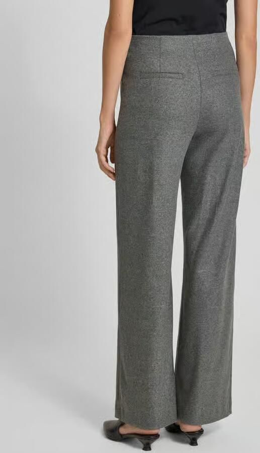 SEDUCTIVE Wide leg stoffen broek met paspelzakken aan de achterkant model 'KIMBERLY'