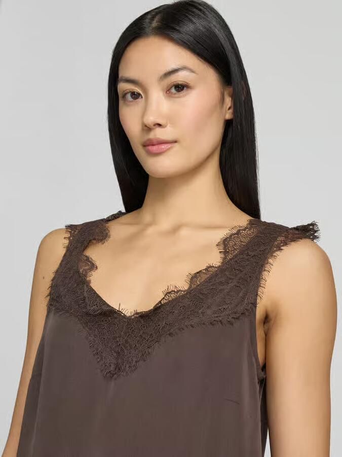 Smith and Soul Blousetop van lyocell met kant
