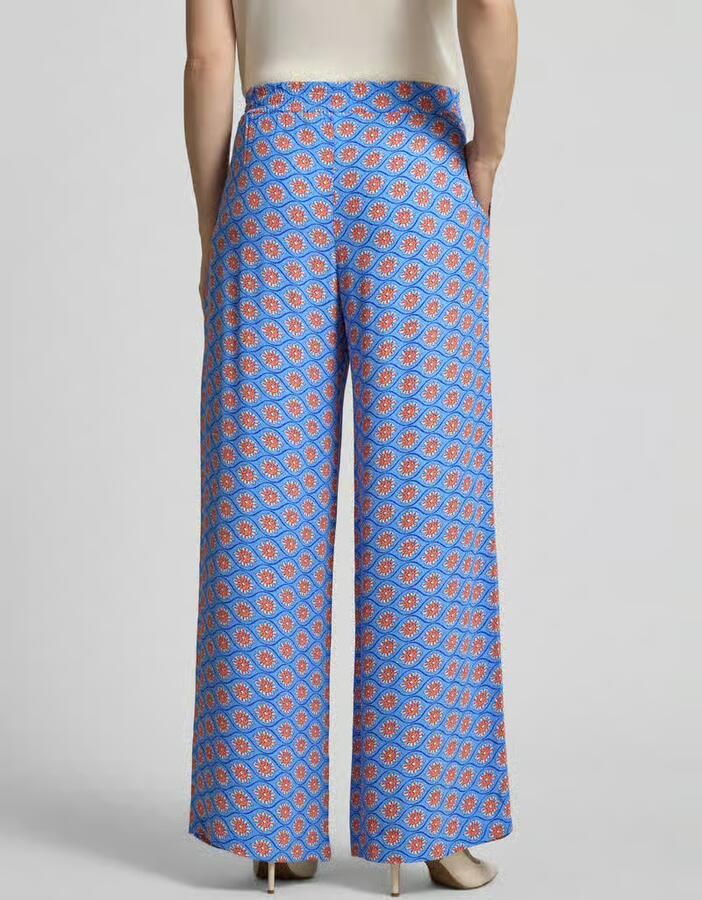 Smith and Soul wide fit stoffen broek van pure viscose met all-over motiefprint - Foto 2