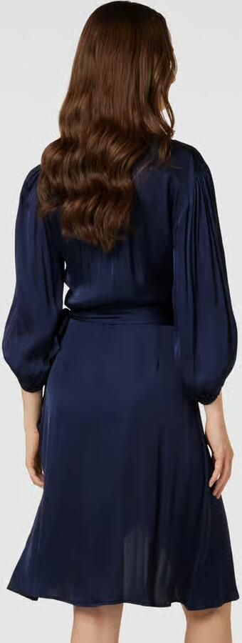 Soaked in Luxury Knielange jurk in wikkellook model 'Eline' - Foto 4