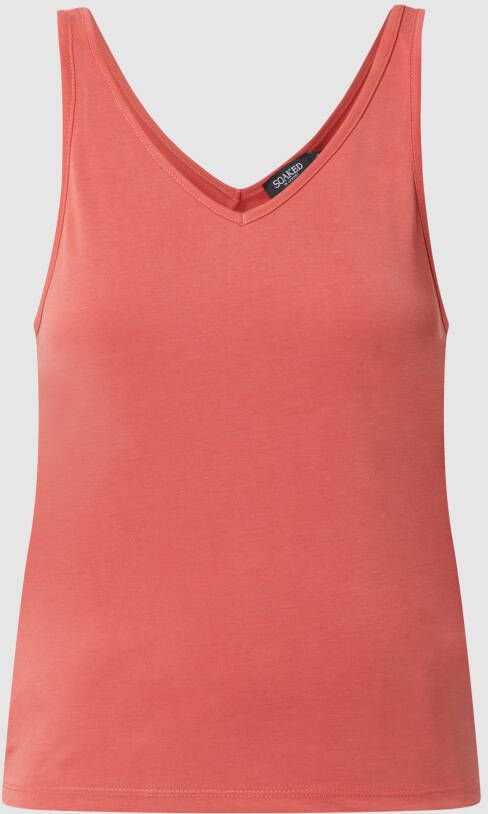 Soaked in Luxury T-shirt van modalmix model 'Columbine'