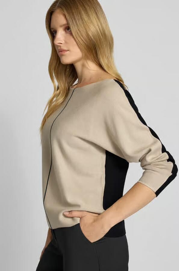 S.Oliver BLACK LABEL Comfort fit gebreide pullover met een anderskleurige achterkant