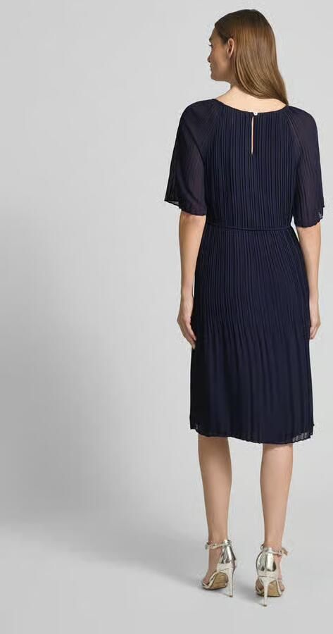 S.Oliver BLACK LABEL Getailleerde chiffon jurk met strikceintuur