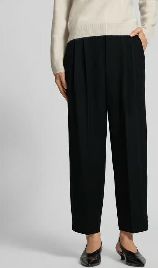 S.Oliver barrel cropped pantalon met plooien zwart - Foto 3
