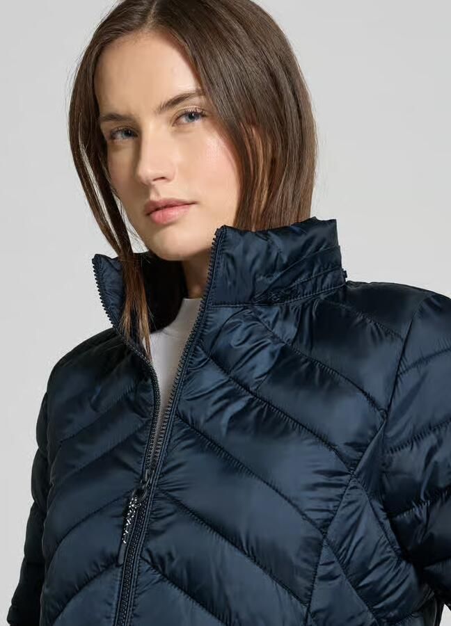 S.Oliver RED LABEL Gewatteerd regular fit jack met afneembare capuchon - Foto 2