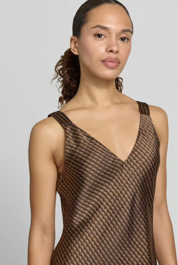 Someday. midi-jurk met V-hals model 'Qova wave'
