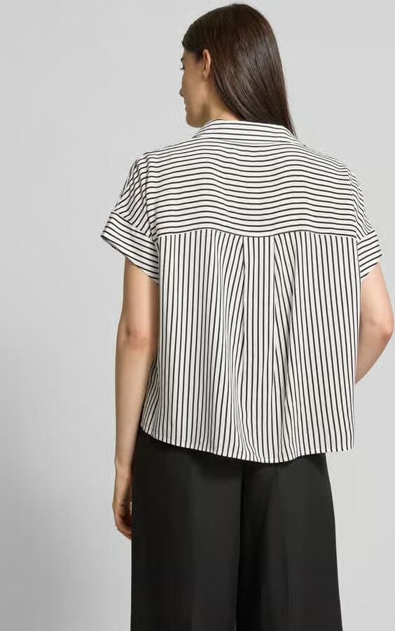 Someday. Overhemdblouse met knoopsluiting model 'Zavina'