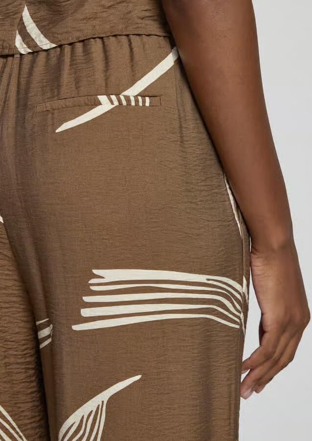 Someday. Stoffen broek van viscosemix model 'Cevil leaf'