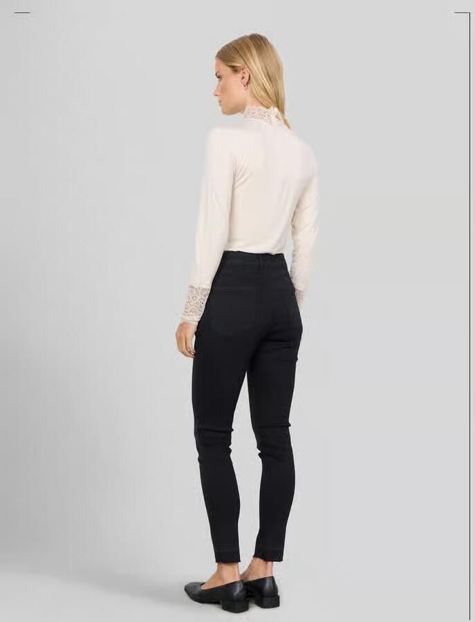 Soyaconcept Slim fit shirt met lange mouwen van lyocellmix model 'Marica' - Foto 2