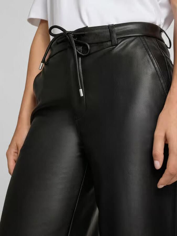 Stefanel Wide leg broek van kunstleer met steekzakken