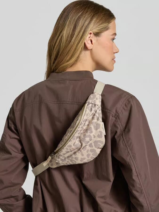 Studio Noos Heuptasje met labeldetail model 'Puffy Mini Fanny Pack' - Foto 2