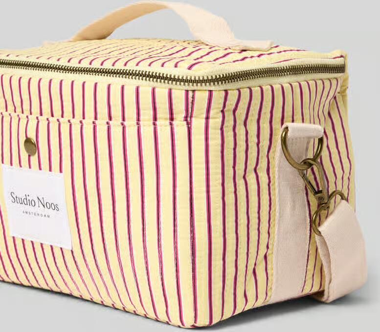 Studio Noos Koeltas met labelpatch model 'Poplin'