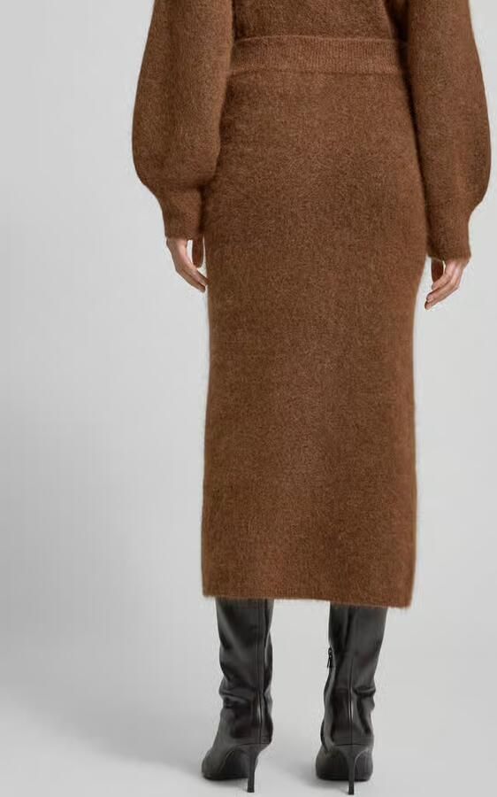 Style Icon Collection Kokerrok in midilengte van mohairmix curated by Maja Weyhe