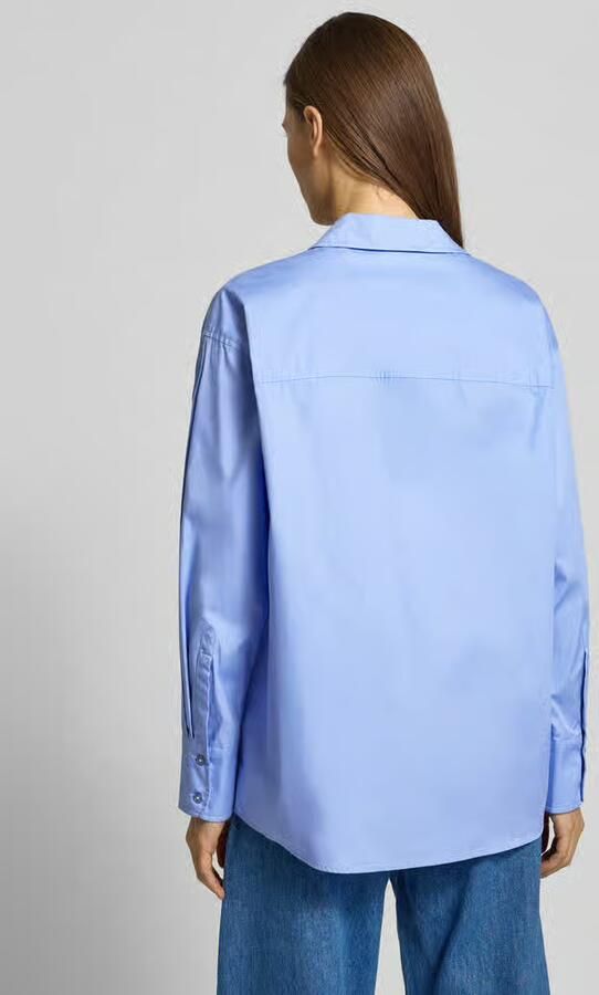 Style Icon Collection Oversized popeline blouse curated by Tinvcb