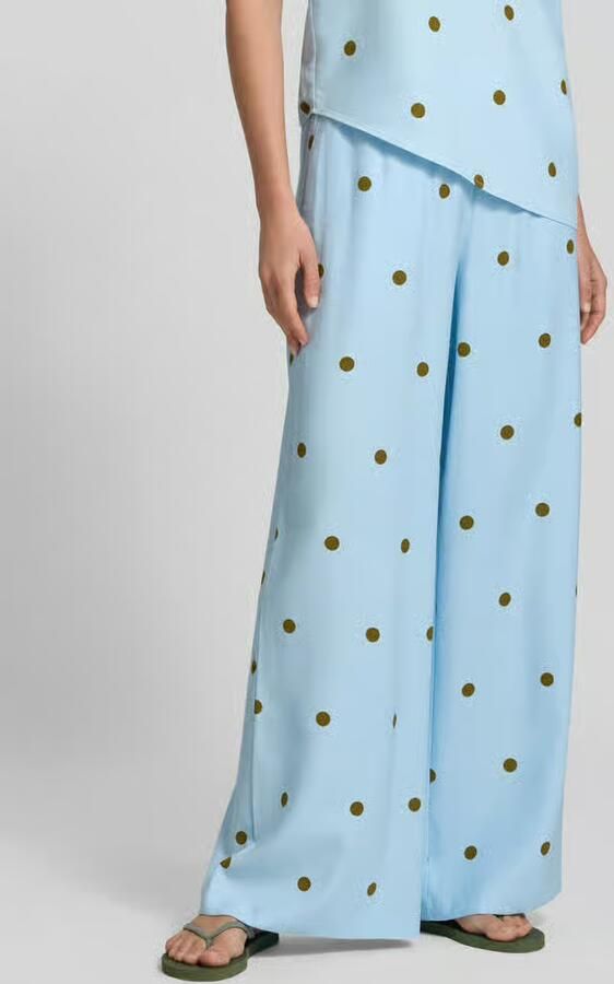 Style Icon Collection Vloeiende broek met wijde pijpen curated by Mary Braun - Foto 2