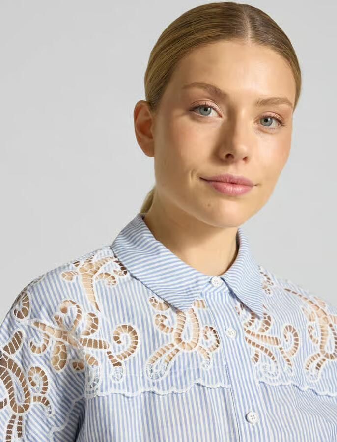 SUNCOO PARIS Regular fit overhemdblouse met haakwerk model 'LOlITA'