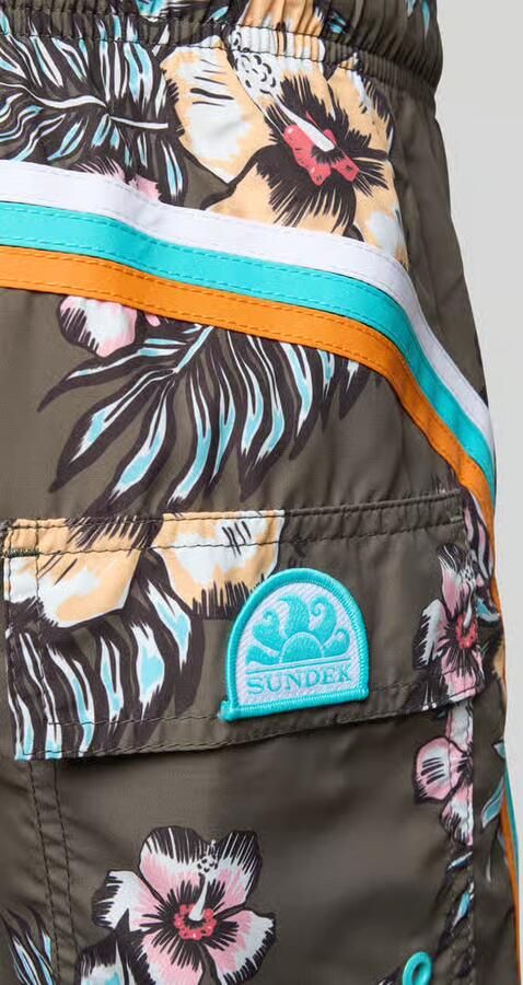 Sundek Zwemshort met achterzak en labelpatch