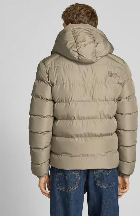 Superdry Gewatteerd jack met capuchon en ritszakken opzij