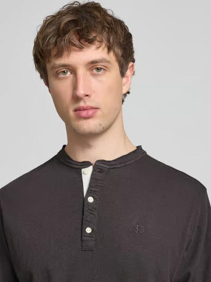 Superdry T-shirt met korte knoopsluiting