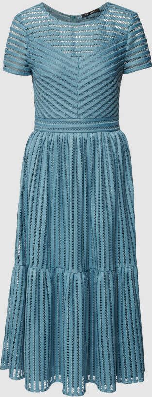 Swing Cocktailjurk met all-over broderie anglaise