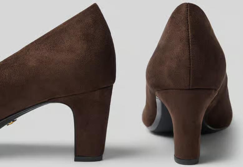 Tamaris Pumps met licht gestructureerde zool