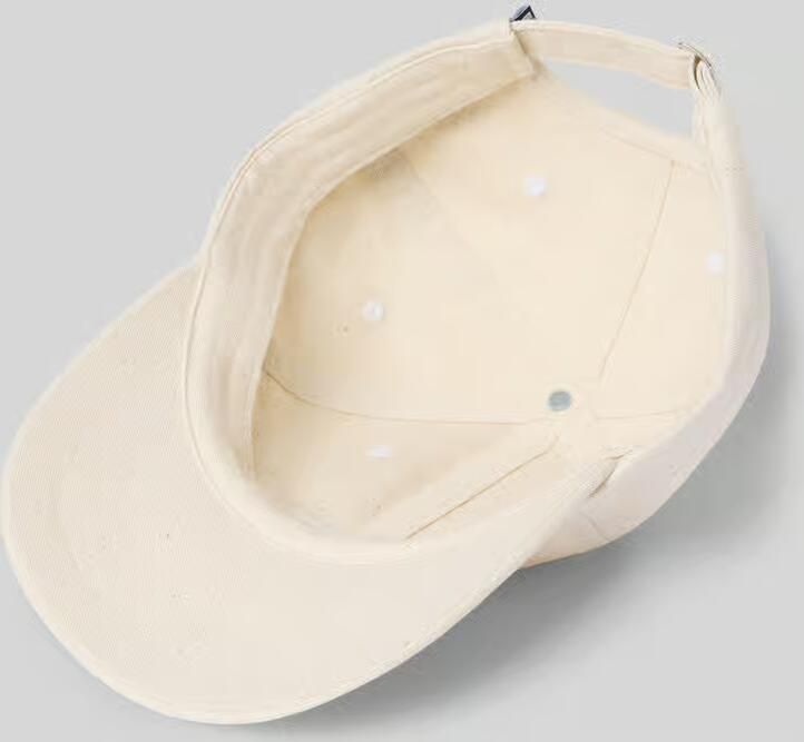 The North Face Baseballpet met labelstitching