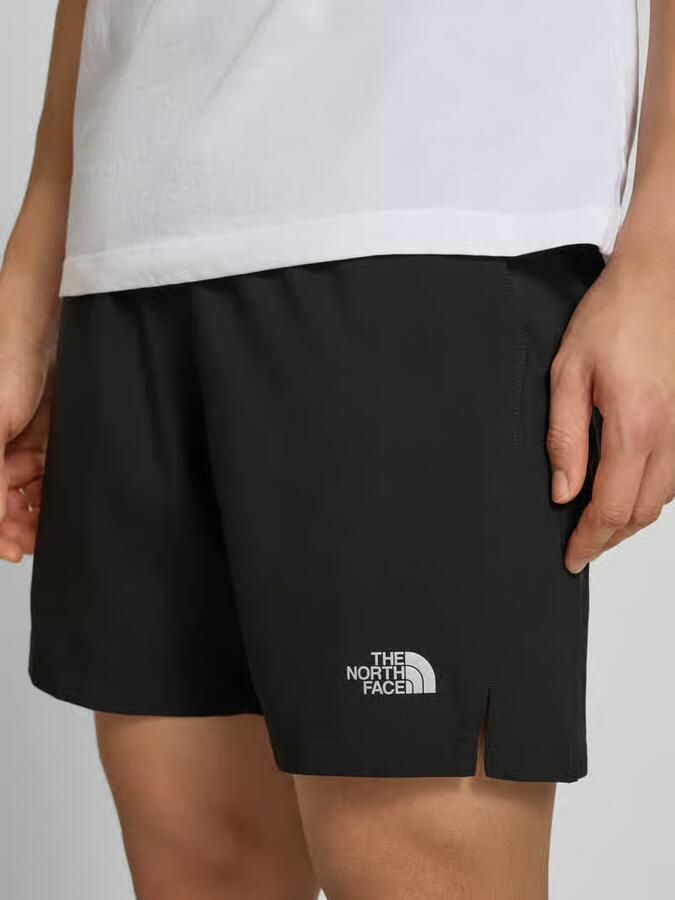 The North Face Korte Broek NF0A3O1B4H01 M 24 7 7IN SHORT-BLACK - Foto 2