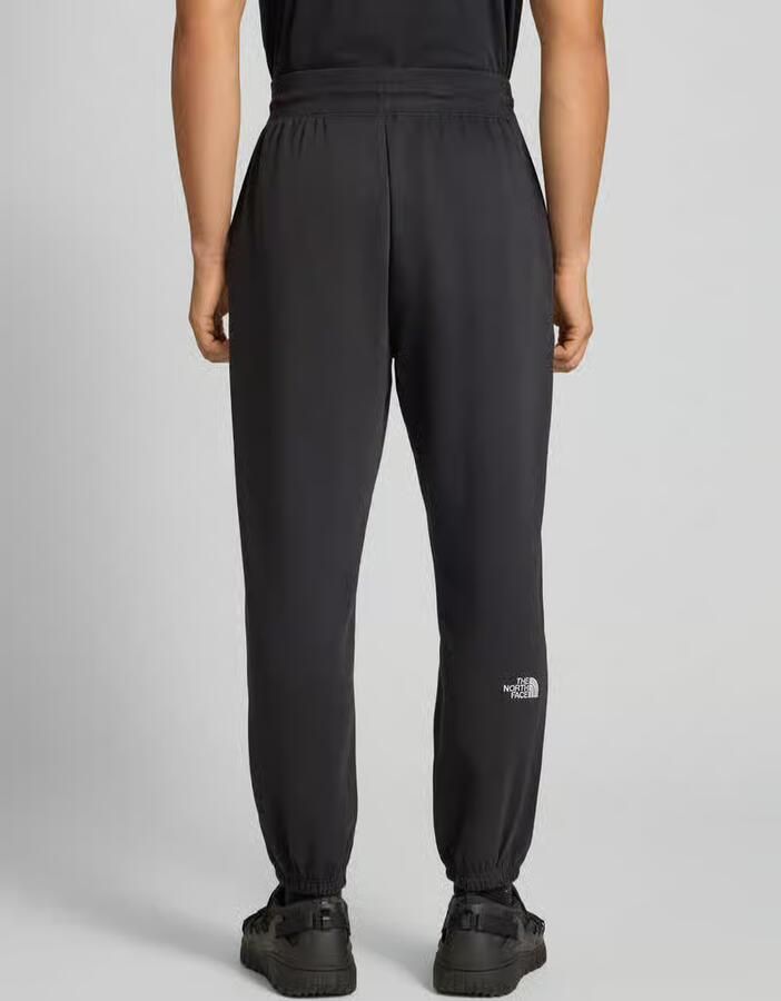 The North Face Trainingsbroek ESSENTIAL RELAXED STRAIGHT JOGGER