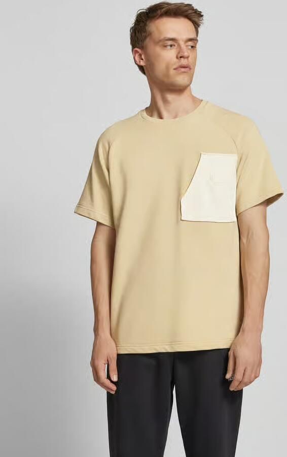The North Face T-shirt met borstzak model 'TERRY' - Foto 2