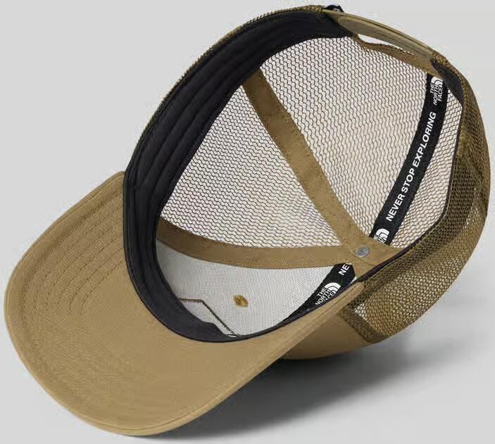 The North Face Truckerpet met Labelpatch