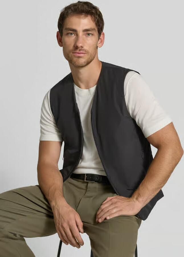 Tiger Of Sweden Regular fit bodywarmer met v-hals model 'Marve' - Foto 2