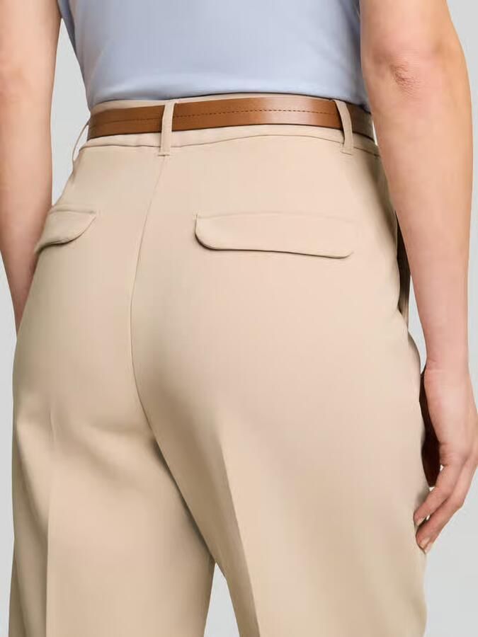 Tom Tailor kort fit broek van mix van katoen en lyocell met riem
