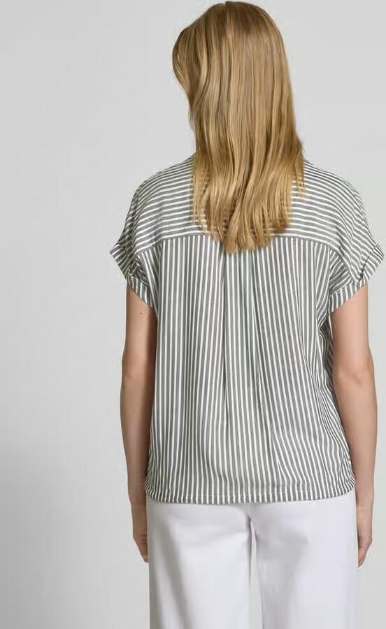 Tom Tailor Relaxed fit blouse met korte mouwen van puur viscose met V-hals