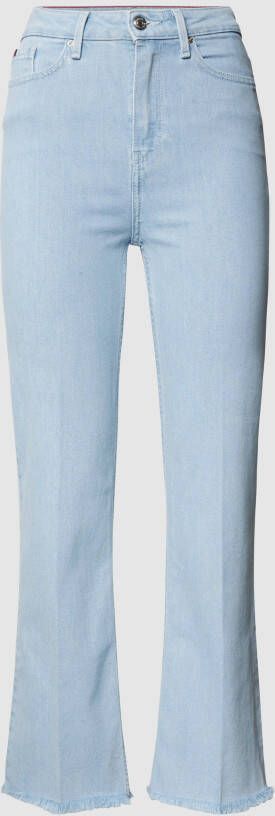 Tommy Hilfiger Wijd uitlopende jeans KICK FLARE HW C ABY met kleur-merklabel bij het kleingeldzakje